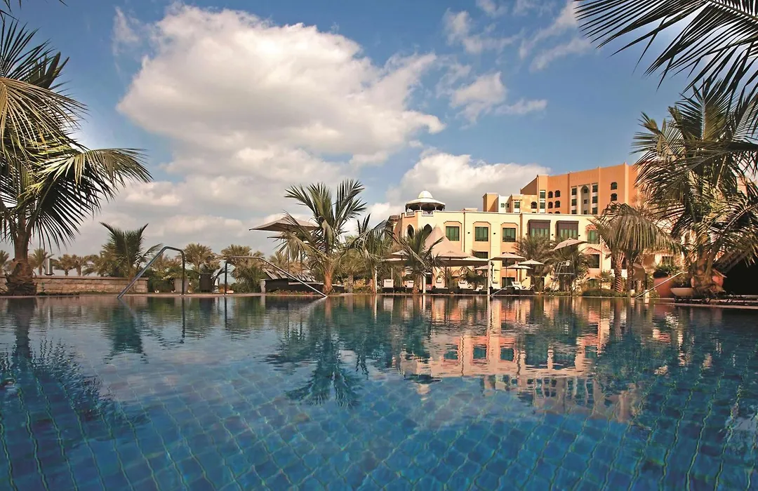 Shangri-La Hotel Apartments Qaryat Al Beri-1